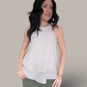 By & By Linen A-line Tank Top with Scallop RicRac Trim - Medium